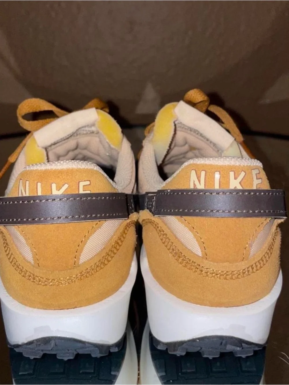 Nike Beige & Brown Low-Top Trainer - Picture 4 of 5